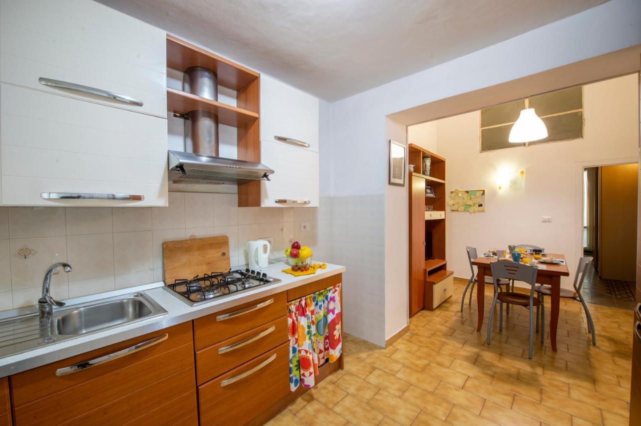 דירות מינורי Casa In Piazza מראה חיצוני תמונה