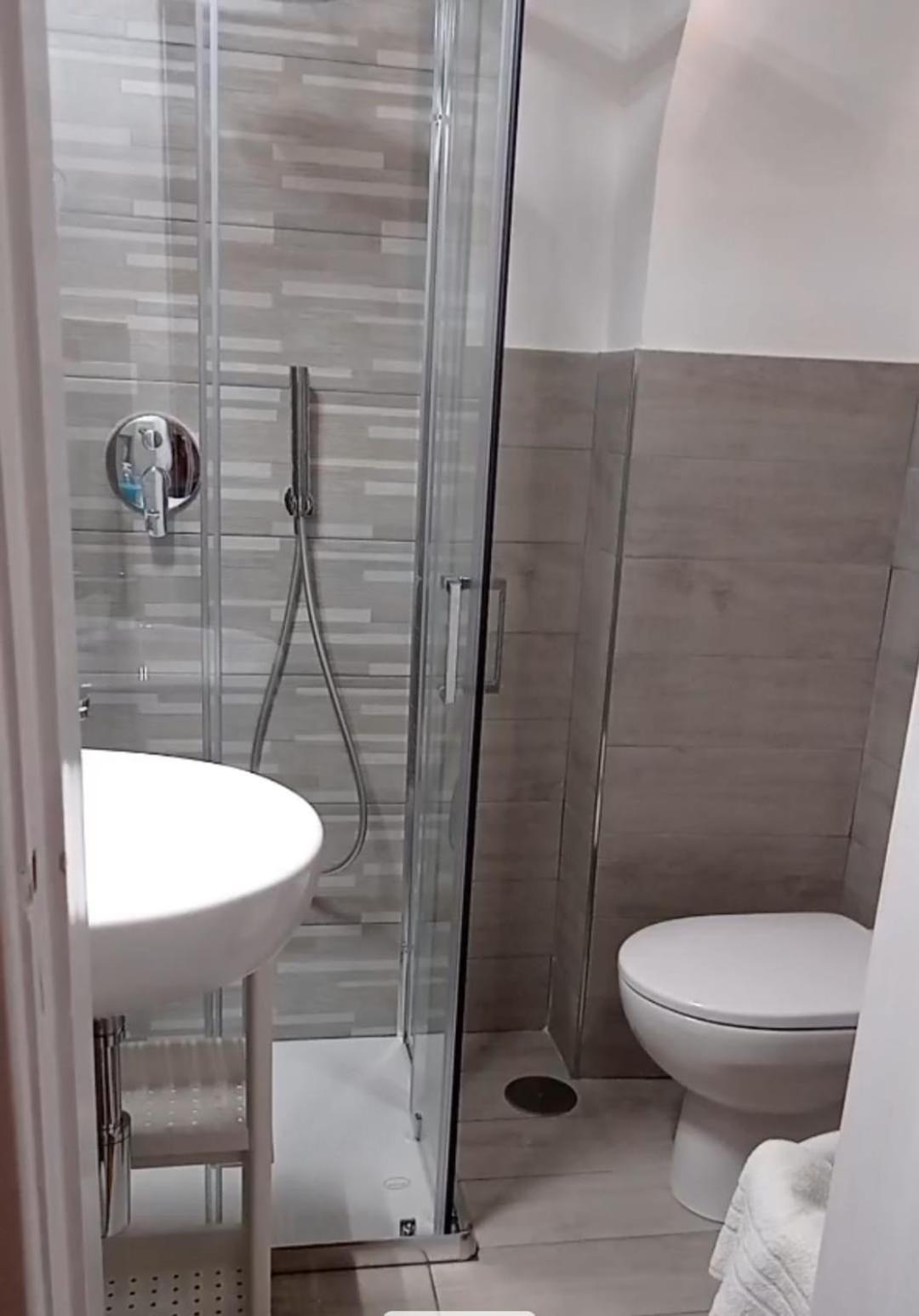 דירות מינורי Casa In Piazza מראה חיצוני תמונה